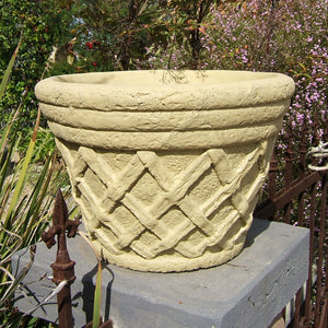Tudor Planter (Large)