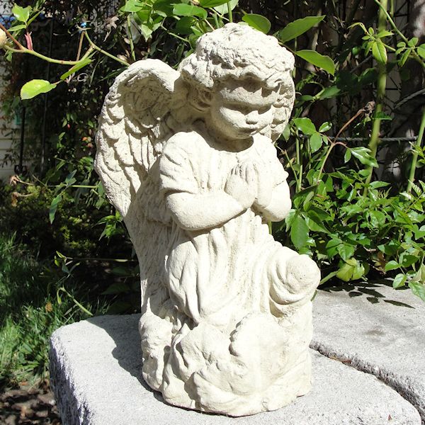 
                
                    Load image into Gallery viewer, Vintage Praying Angel
                
            