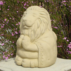 Meditating Lion (Large)