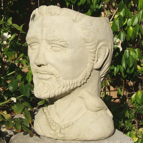 
                
                    Load image into Gallery viewer, Saint Francis Head Planter
                
            