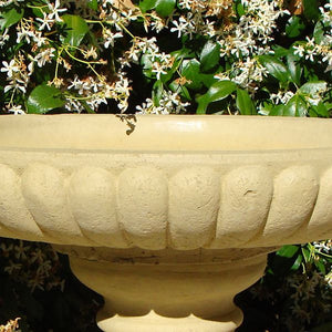 
                
                    Load image into Gallery viewer, English Birdbath (Top Only)
                
            